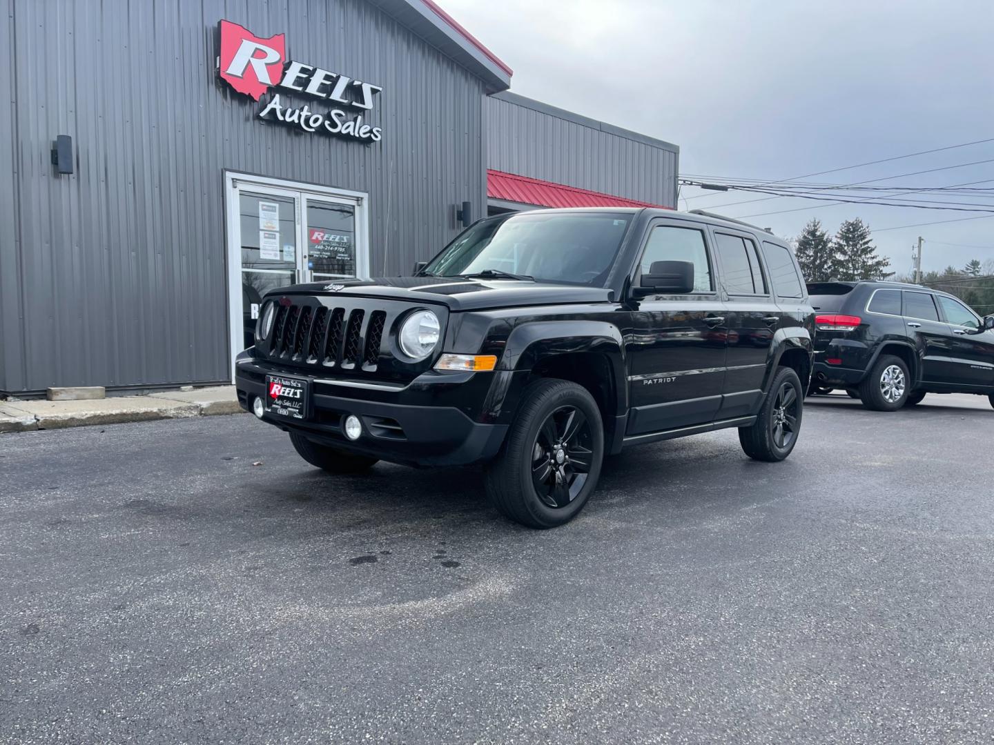 2017 Black /Black Jeep Patriot Latitude 4WD (1C4NJRFB5HD) with an 2.4L I4 DOHC 16V engine, 6-Speed Automatic transmission, located at 11115 Chardon Rd. , Chardon, OH, 44024, (440) 214-9705, 41.580246, -81.241943 - This 2017 Jeep Patriot Latitude with 4WD and only 55,000 miles on the odometer. This SUV comes equipped with a 2.4L engine for powerful performance. It features a comfortable and spacious interior with modern amenities. The 4WD capability ensures that you can handle any terrain or weather conditions - Photo#0